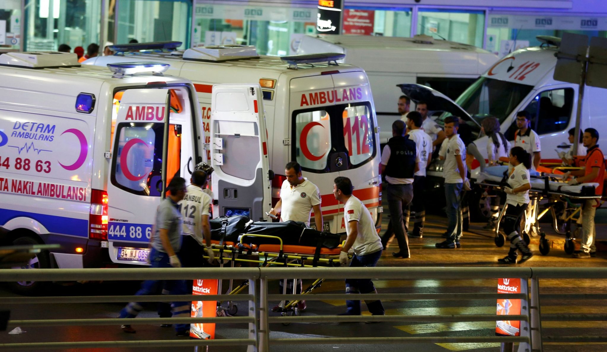 انفجار در فرودگاه آتاتورک استانبول 50 نفر کشته داد!