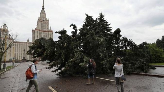 خسارات ناشی از طوفان در مسکو